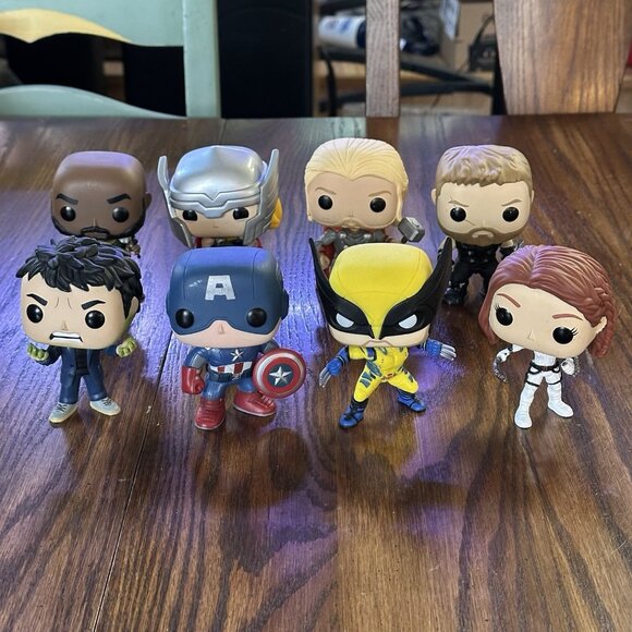 8 Funko Bobblehead Marvel Figures Thor, Loki, Black Widow, Hulk, Wolverine+++ - Picture 2 of 11